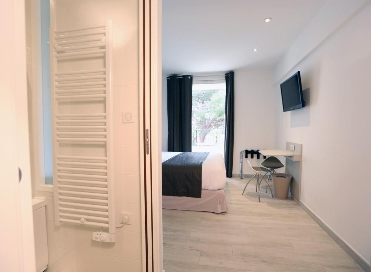 Hotel De La Plage - Hdlp Bormes-les-Mimosas Kültér fotó