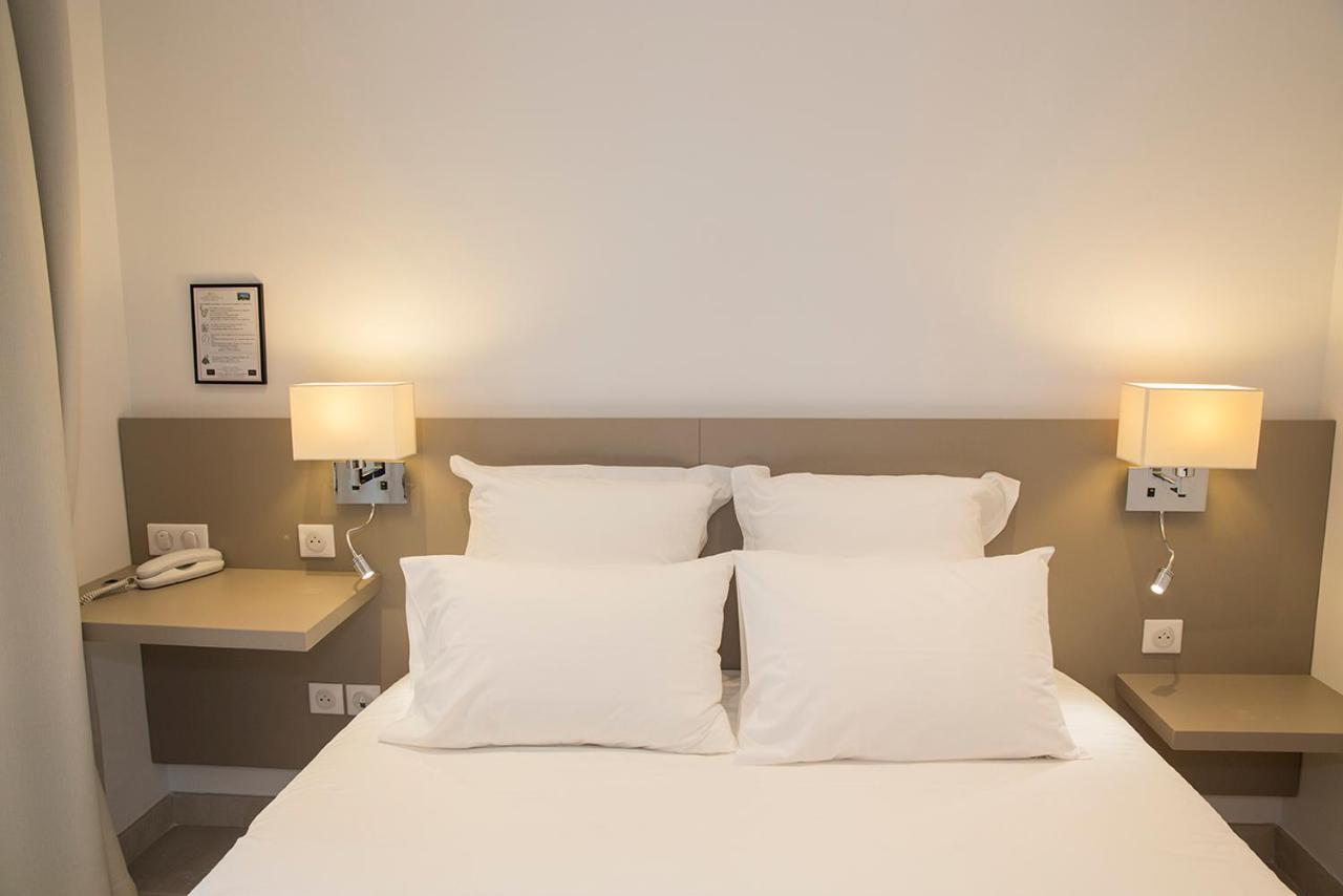Hotel De La Plage - Hdlp Bormes-les-Mimosas Kültér fotó