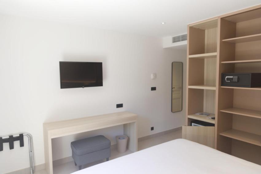 Hotel De La Plage - Hdlp Bormes-les-Mimosas Kültér fotó